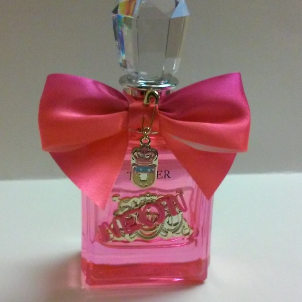 Viva La Juicy Neon. Eau de Parfum - 100 ml / 3.4 fl oz.